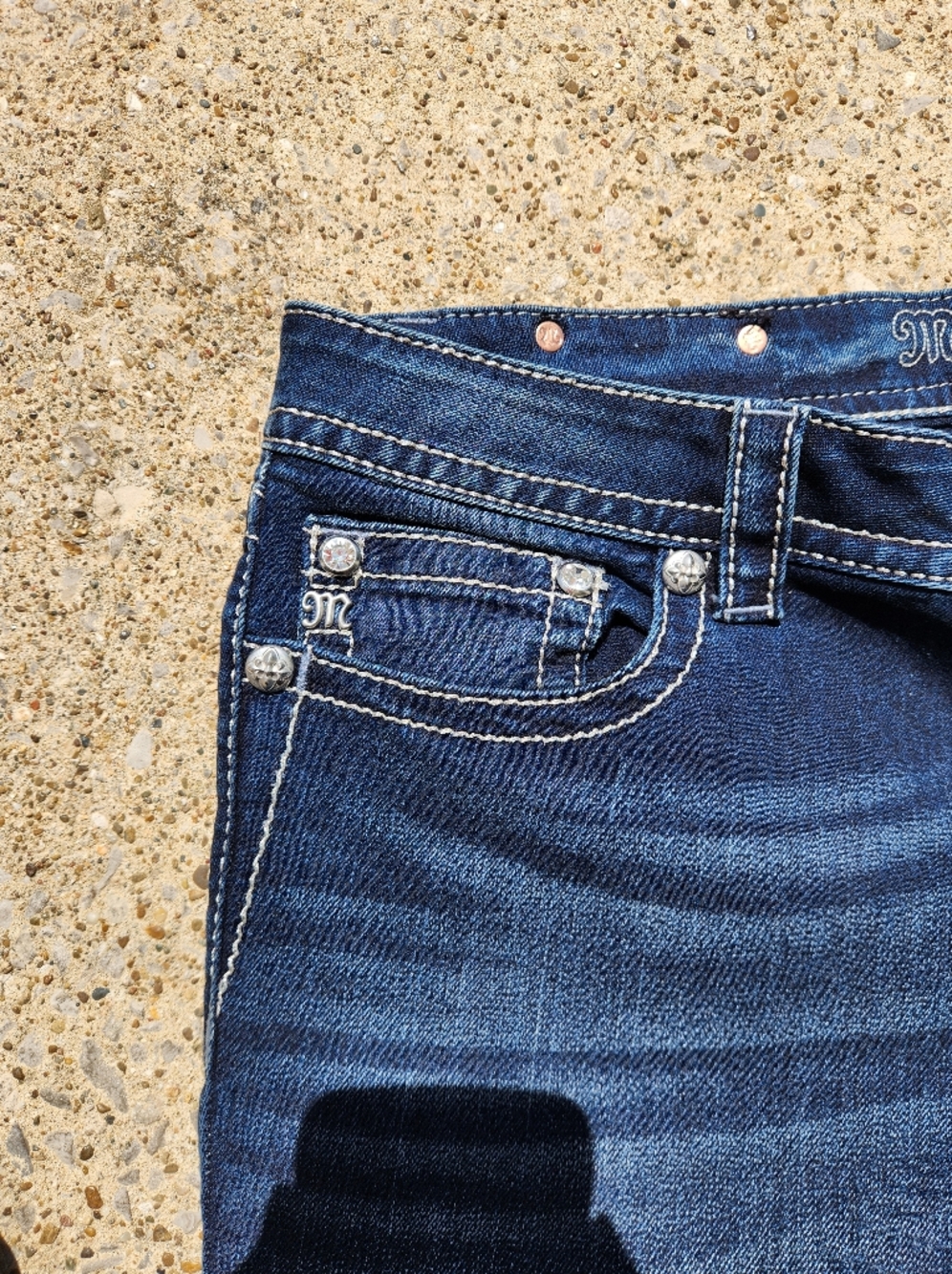 Miss Me Rhinestone Embellished Jeans Size 33 Plus Skinny - Picture 3 of 6